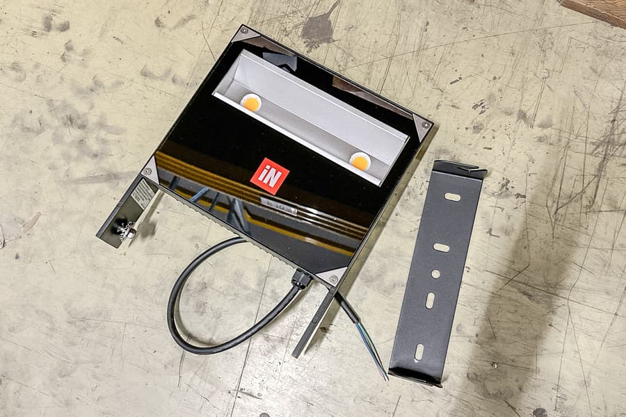 LED Strahler iN SPIDER+ 30 130 A35/EW 830 BK81